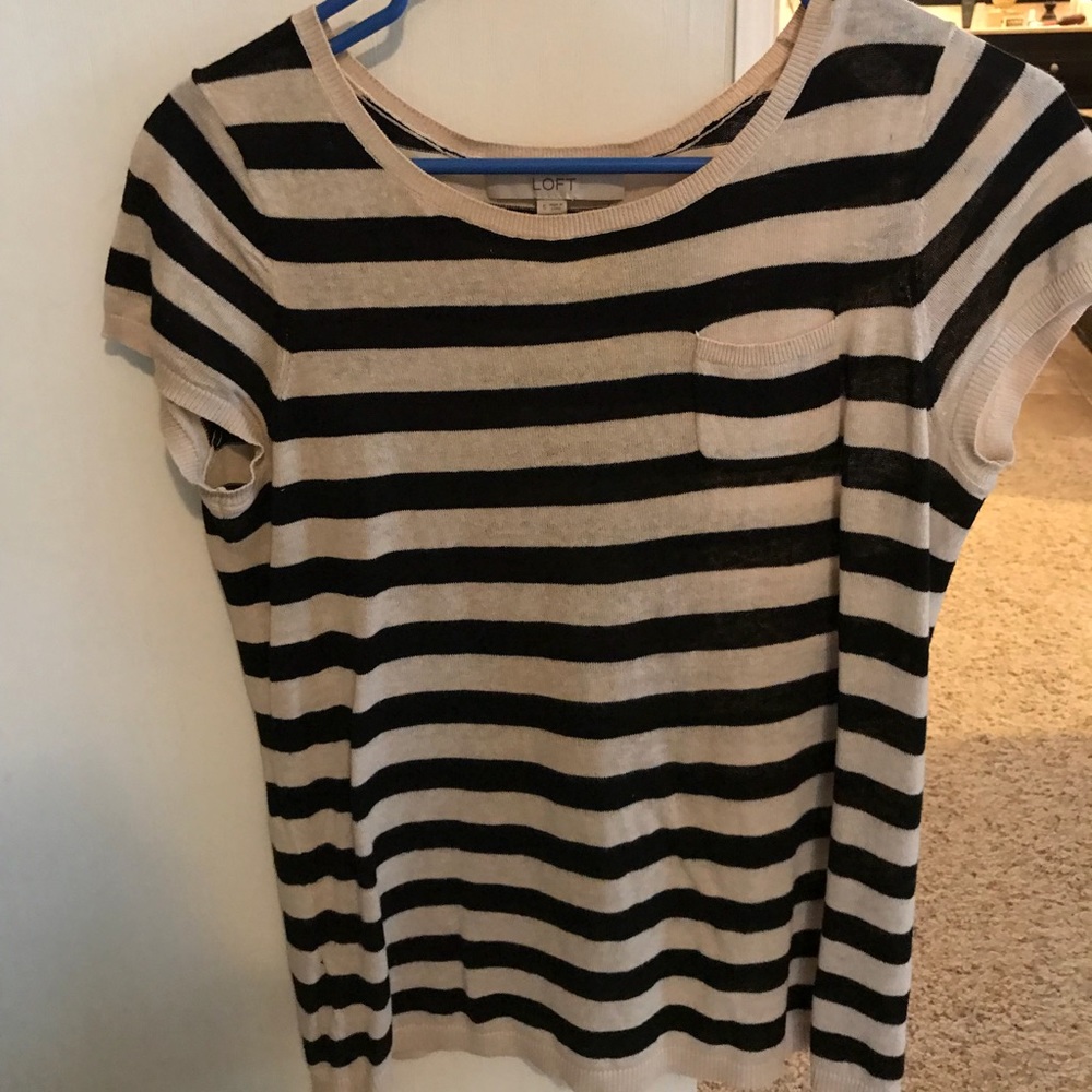 Sold 🚫🚫LOFT stripe tee